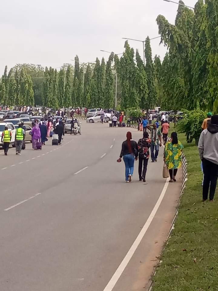 Strike disrupts flights as workers shut down Lagos, Abuja airports, Abuja-Kaduna Train Services also affected Strike disrupts flights as workers shut down Lagos, Abuja airports, Abuja-Kaduna Train Services also affected