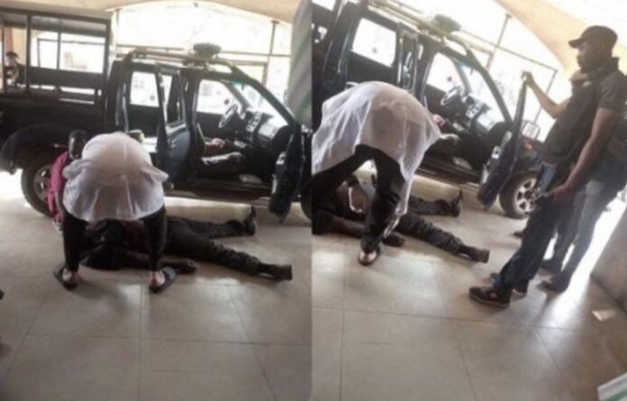 Police officer slumps, dies while eating