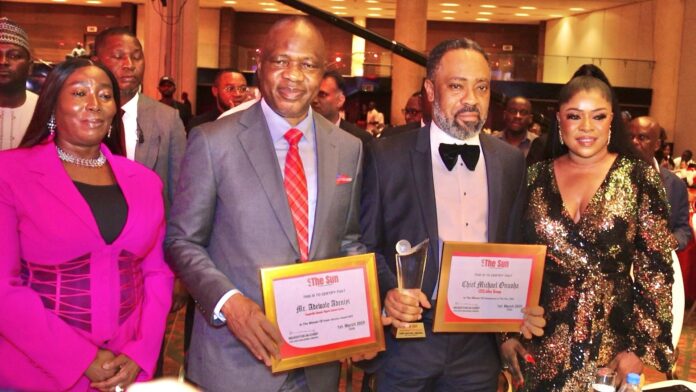 CGC Adeniyi receives Sun Newspaper Public Service Award (Pictures)