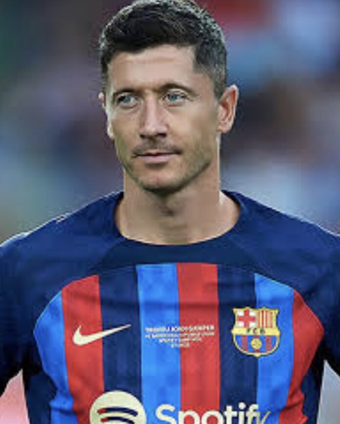 Lewandowski out of Barca’s cup final after hamstring injury