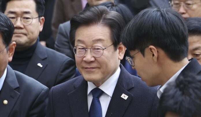 US nationals caught trying to send humanitarian aid to North Korea