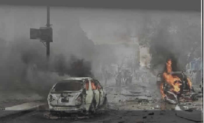 Deadly bomb explosion kills 9 at bus stop