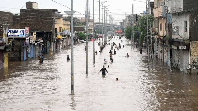 FG issues flood alert in 11 states