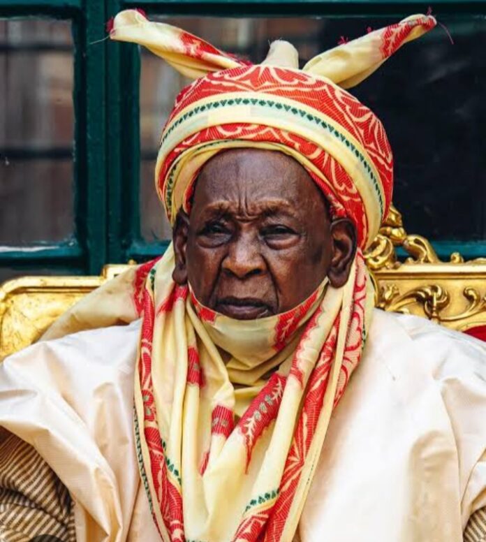 "TINUBU, TINUBU” — The Emir of Daura, and the fall of royal dignity, by Mohammed Agaie Abdulmalik