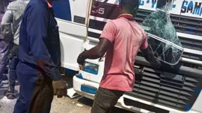 Truck crushes pedestrian in Kwara