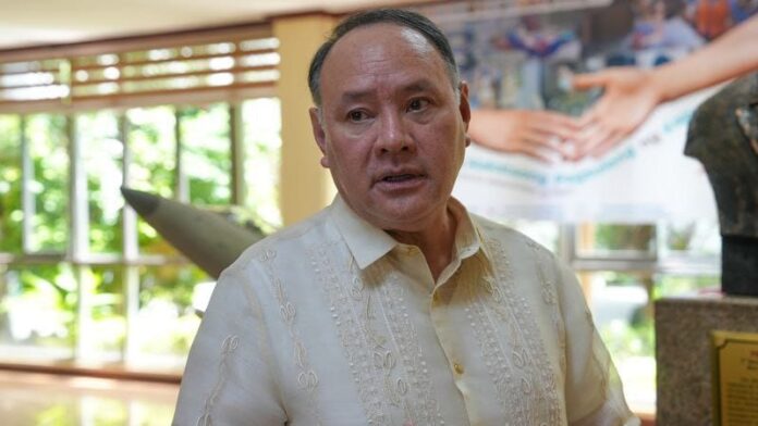 Philippines to freeze arms deals with Israel