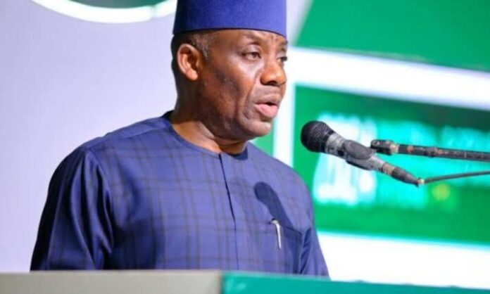 FG introduces new subject limits for schools