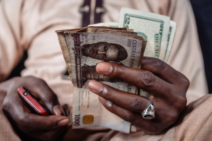 Naira gains on USD, trades at ₦1,484/$ as inflation eases